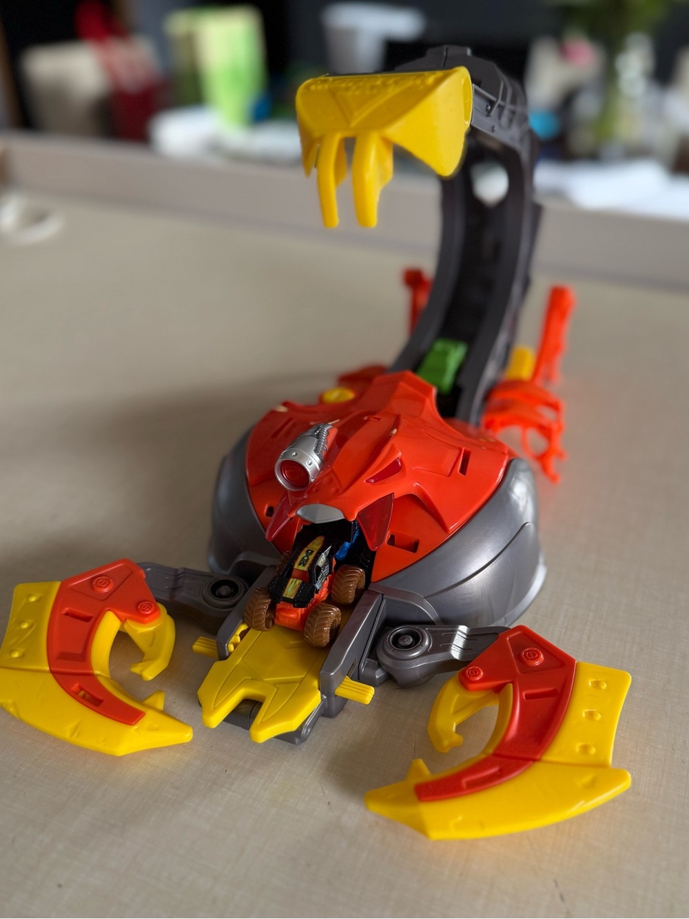 Monster Jam Venom Playset
